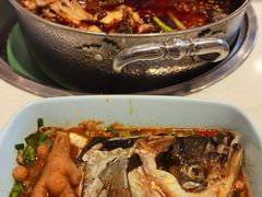 -蛙两只美蛙鱼头火锅(恒茂店)