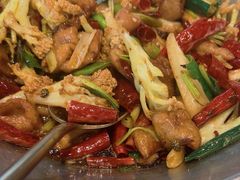 -渔语鱼酸菜鱼新川菜(来福士店)