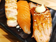 三文鱼三味-万岁寿司(万国店)