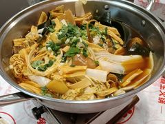 -巴山路曹记鸭霸王火锅(梅溪步步高新天地店)