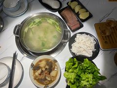 -牛鲜胜·潮汕牛肉自助火锅(番禺市桥店)