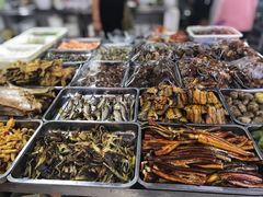 -鸿运美食府