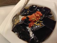 桂花甜酒龟苓膏-梧州双钱龟苓膏(丽港航母店)