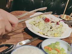 -明洞阿姨·韩式酱蟹烤肉·创意料理(三元桥店)