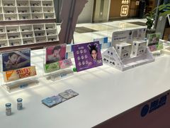 -诺柯视眼镜-蔡司依视路官方工厂店(淞南一店)