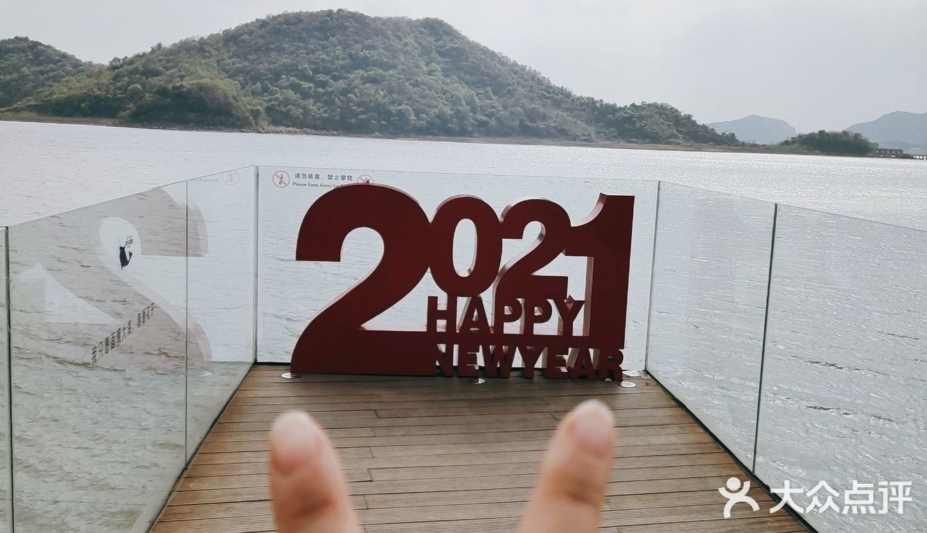 门票0，停车费0，不出市，带娃看海