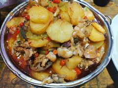 -老闵田螺馆·南昌特色小炒(梦时代店)