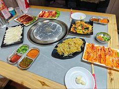 -牛牛牛酸菜煎肉店(望云寺路店)