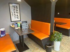 -跃动游泳健身俱乐部(新华传媒店)