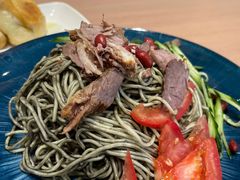 芝麻酱牛肉花生冷面-韩海丽特色美食(秀州路店)