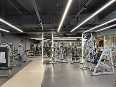 -超鹿运动(五四路恒力城店)