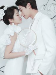-蒙娜丽莎婚纱摄影(南门店)