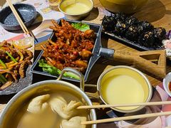 -冰川冷面·延边菜·炭烤串(观前店)