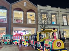 -王府井奥莱临潼小镇(临潼店)