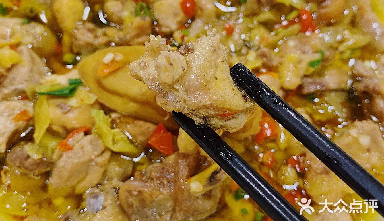 长沙探店｜来长沙必吃人均30💰的地道湘菜