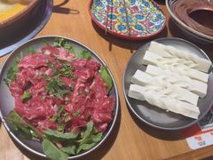 -洱火云南酸菜牛肉火锅(石景山当代商城店)