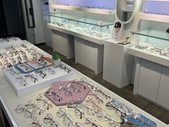 -浮光眼镜·蔡司视觉合作·数字验配中心(陆家嘴店)