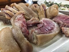 咸蹄髈二吃-吾介小籠館