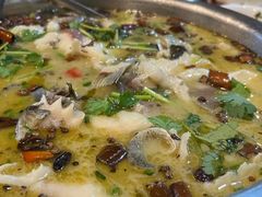 酸菜鱼-陈三炖鸡馆(金众小区店)