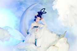 -九月鹰飞汉服摄影工作室