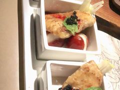 -穹六人间 people 6(岳阳路店)