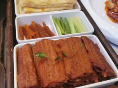 烙饼卷带鱼-四世同堂·京菜·烤鸭(双井店)