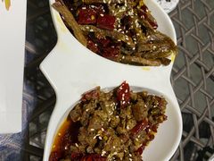 鸿鹤冷吃牛肉-椒小兔·盐帮川菜中餐厅(金沙时代广场店)