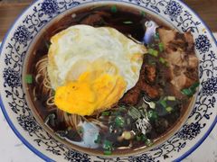 红烧焖肉面-伟记奥面馆(养育巷店)