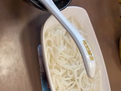 -灵芝妹子海鲜米线(香炉礁山姆店)