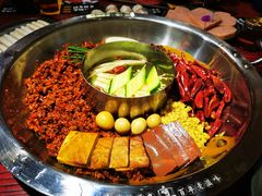 -谭鸭血老火锅(远大购物广场店)