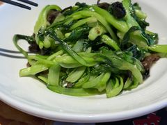 -关东小磨东北菜(上海长风大悦城店)