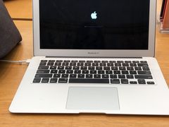 -Apple零售店(济南恒隆广场店)