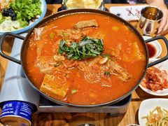 -山海珍味韩国料理(奥城店)