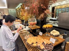 -圣丰索菲特·2 On 988 Café 自助餐厅