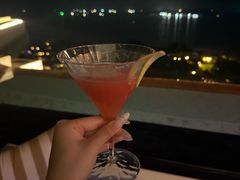 -瑰丽酒店·海吧·天际下午茶·现场DJ·天台酒吧