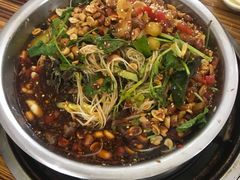 -周良天山牛杂城(天山路总店)