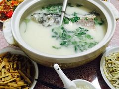 -天乐农家鱼头王(天目湖店)