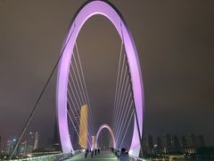 -南京眼步行桥