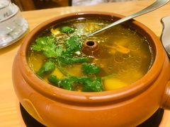 野生菌汽锅鸡-小厨子私房菜·云南美食店