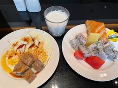 -上海漕河泾万丽酒店