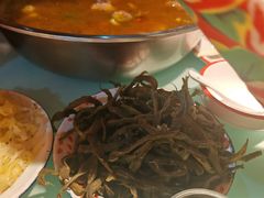 -鱼窝棚柴火铁锅炖(富山屯店)