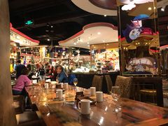 -四海一家自助餐(益田假日广场店)