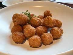 干炸小丸子-四季民福烤鸭店(外滩外白渡桥店)