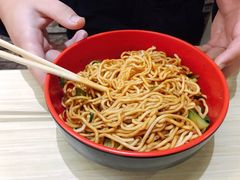 -爆炸头阿姨小四川正宗川味小吃(无任何分店)
