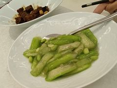 -梅龙镇酒家(南京西路总店)
