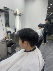 -藤野造型烫染·漂发