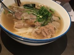 -美奈小馆·越南料理(中航城君尚购物中心店)