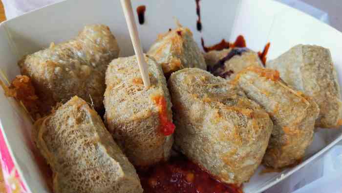 黄氏臭豆腐(达夫路店)-"这家永昌臭豆腐在本地有两家,一家在二贸市.