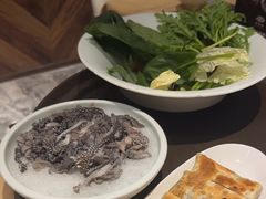 -鼎鼎香·港式火锅(北京SKP店)