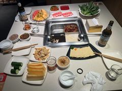 -海底捞火锅鲜切牛肉主题店(长寿路店)